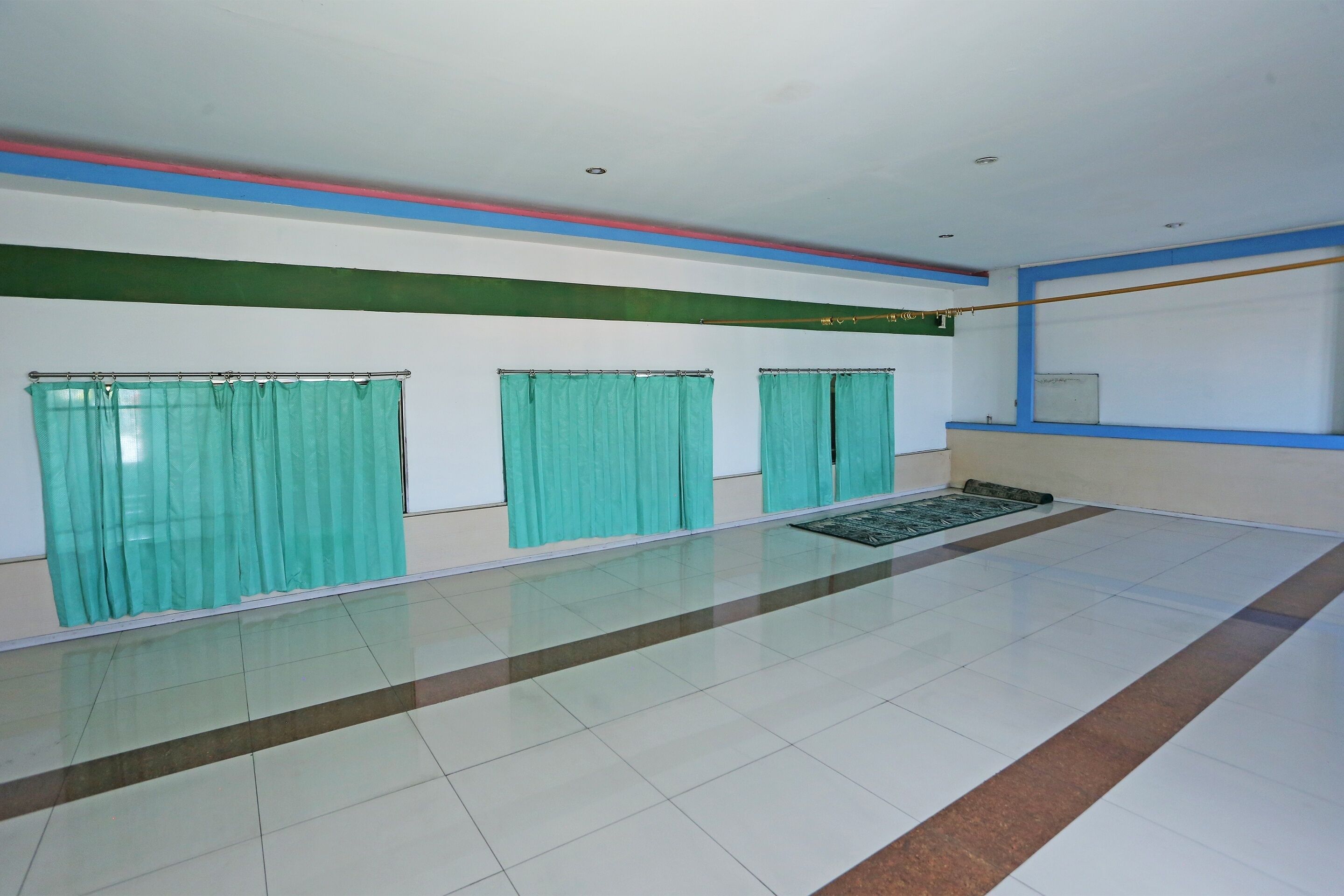 Photo - OYO 92470 Hotel Sahabat 2