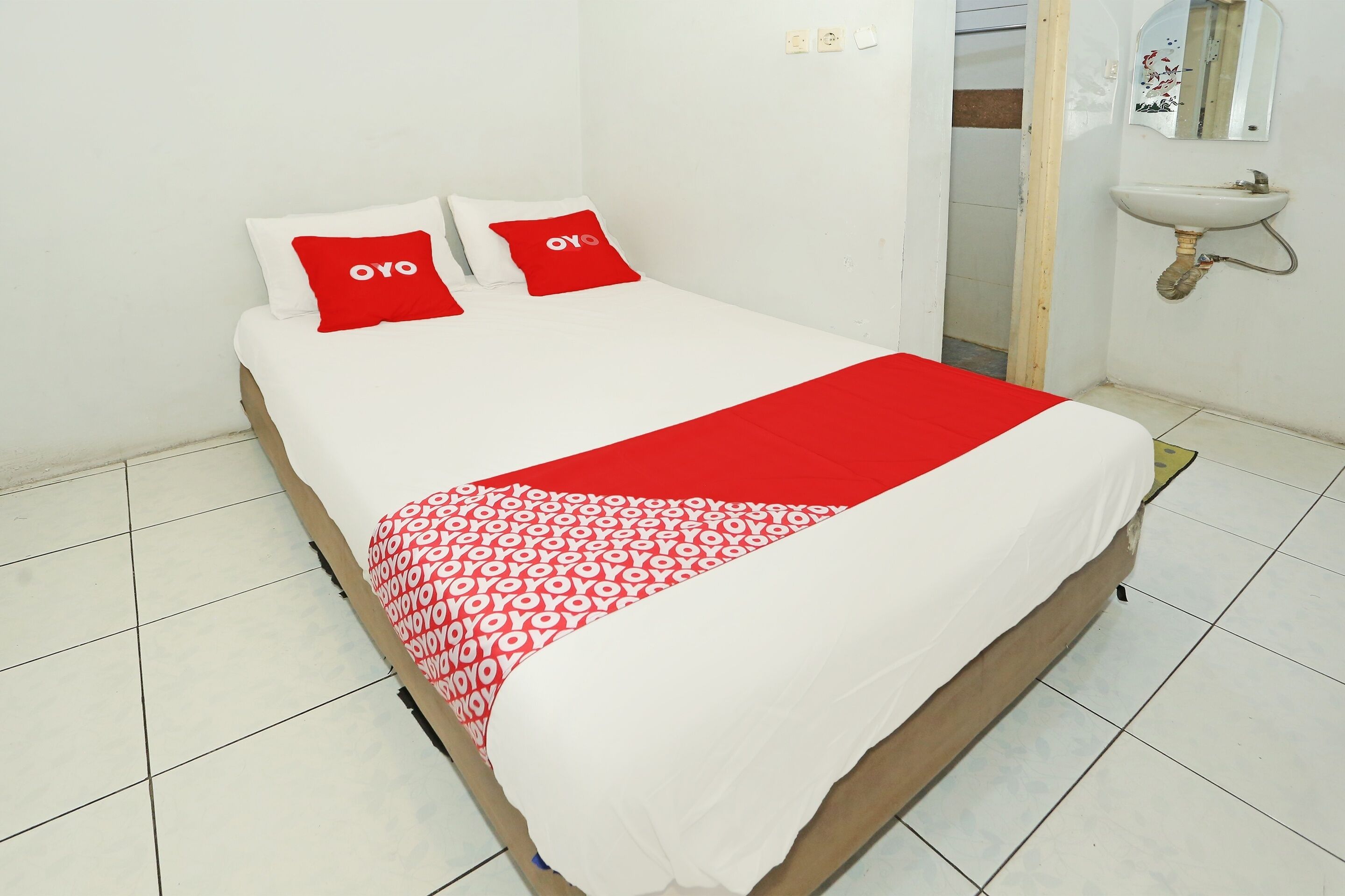 Photo - OYO 92470 Hotel Sahabat 2