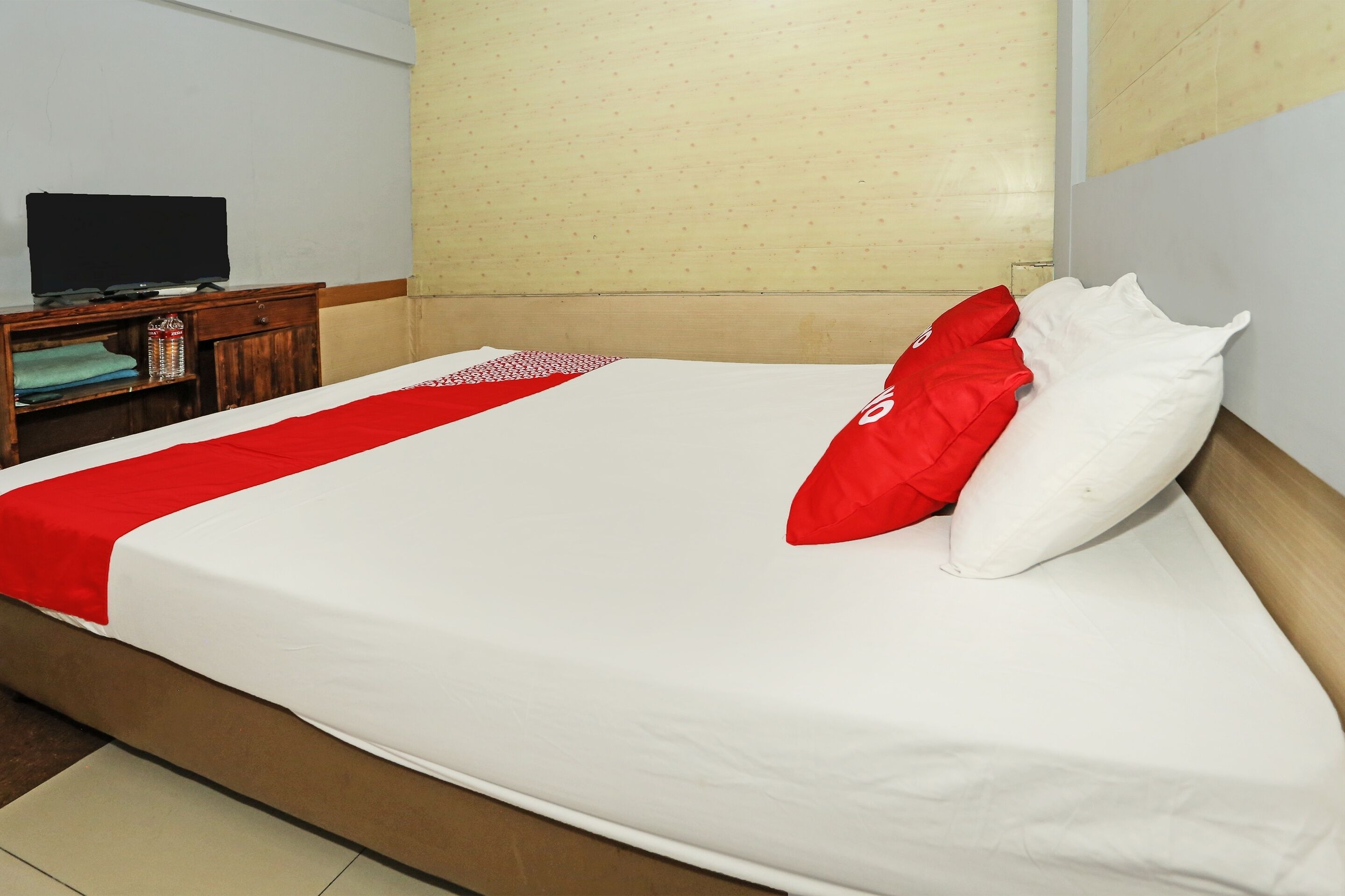 Photo - OYO 92470 Hotel Sahabat 2