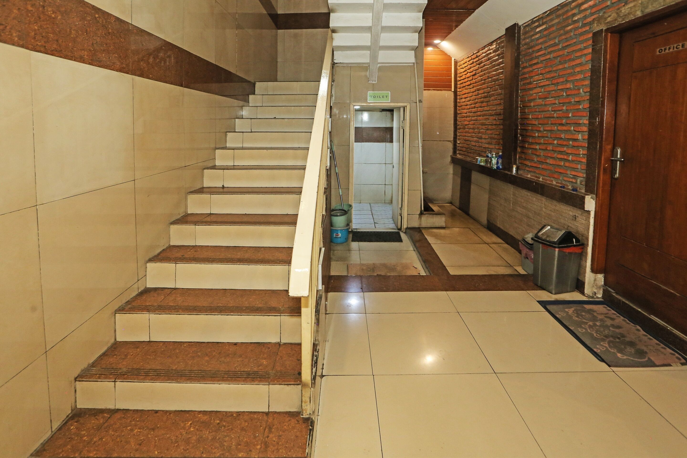 Photo - OYO 92470 Hotel Sahabat 2