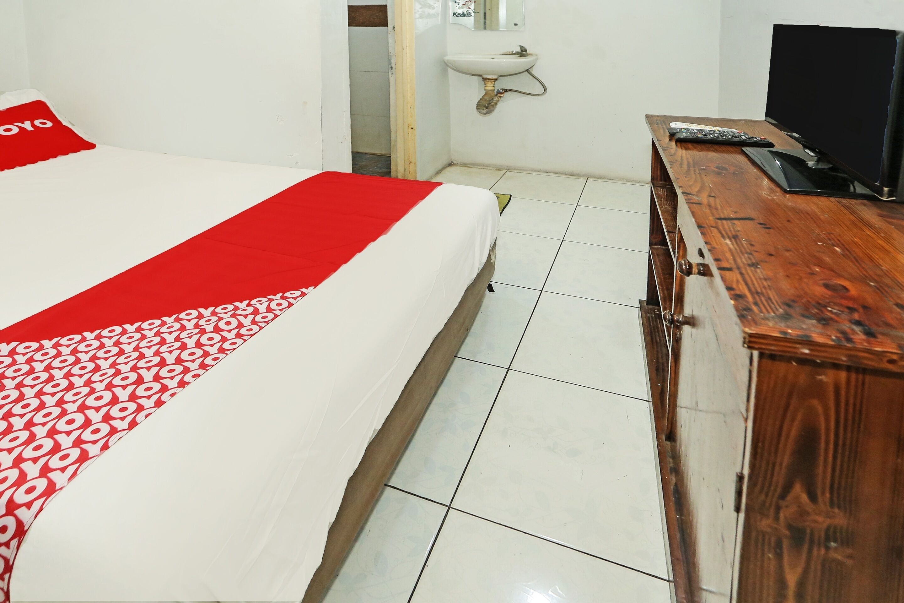 OYO 92470 Hotel Sahabat 2