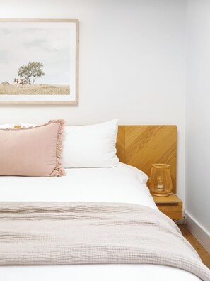 4 Schlafzimmer, Bügeleisen/Bügelbrett, WLAN