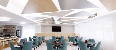 Petit déjeuner buffet compris tous les jours