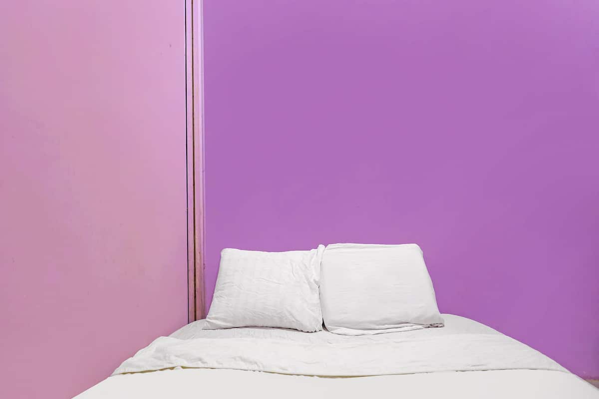 Double Room | Laptop workspace, free WiFi, bed sheets
