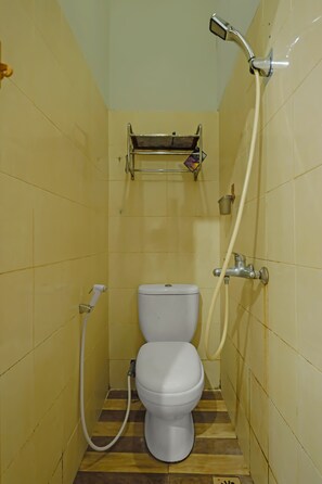 Een douche, handdoeken