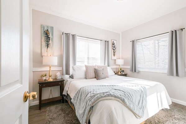 5 habitaciones, escritorio, tabla de planchar con plancha y wifi gratis 