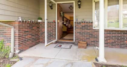 1 King & 1 Queen suit available in Guest House quiet & serene