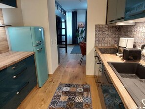 Kühlschrank, Ofen, Geschirrspüler, Toaster