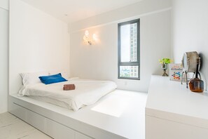 3 chambres, coffre-fort, fer et planche à repasser, lit de bébé portatif