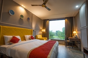 Deluxe Room | Soundproofing, bed sheets - Lalit International - A Boutique Hotel (Pushkar)