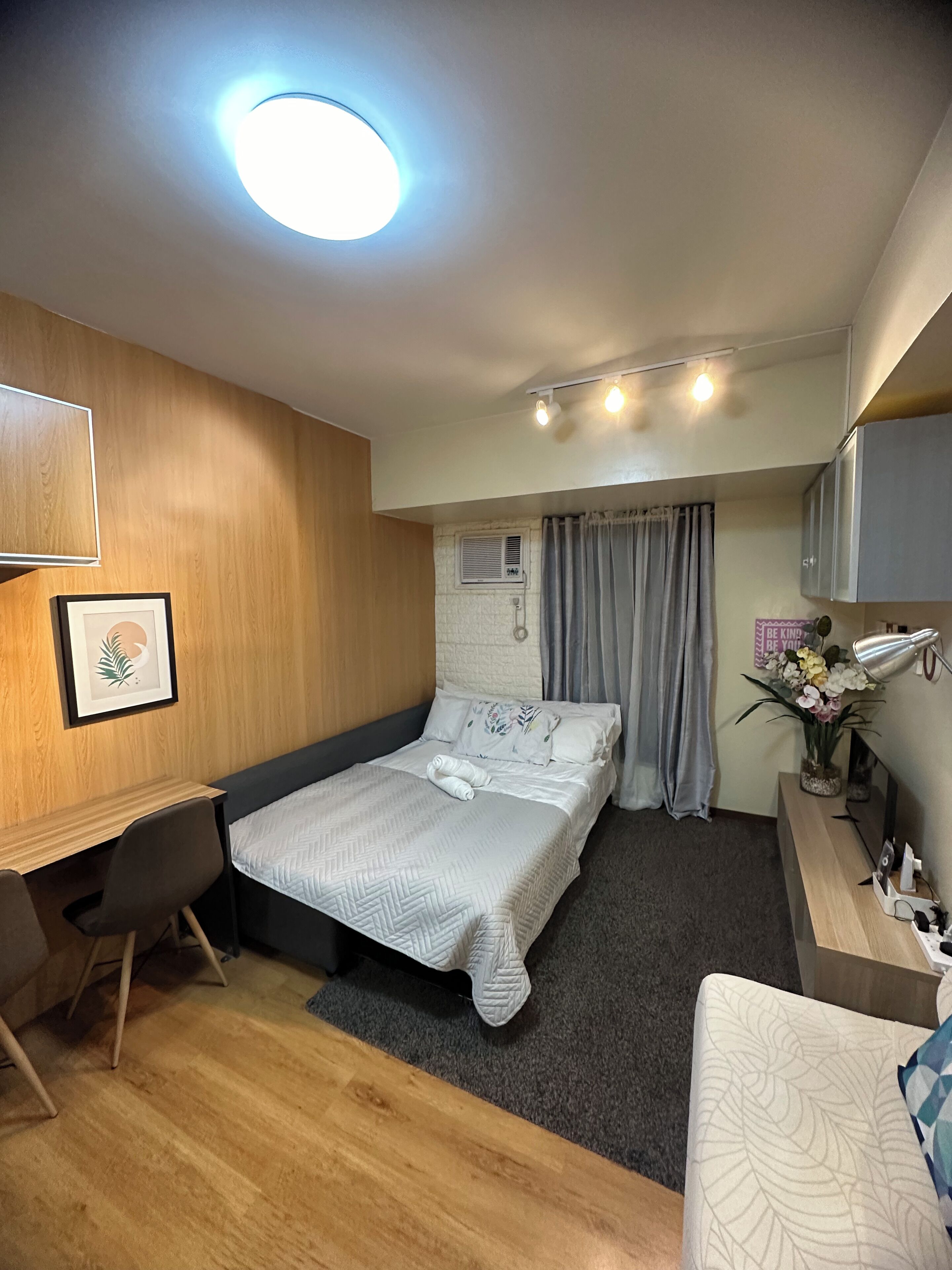 1 bedroom, WiFi, bed sheets