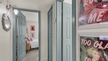2 bedrooms, premium bedding, iron/ironing board, free WiFi