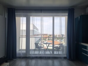 Interior - Apartment, distance from the beach 350 m (Mamaia-Sat)