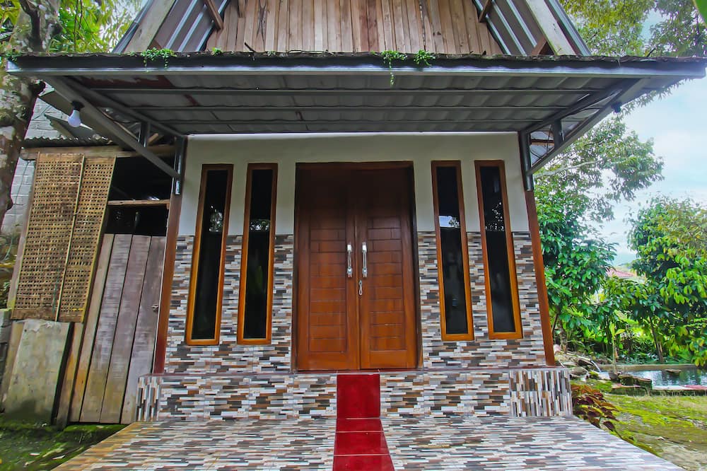 Hotel O Awenk Homestay Near SD Gunung Wakul