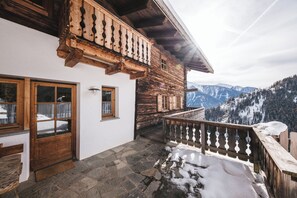 Terrace/patio - Traditionell Mountain Chalet (Santa Valburga)