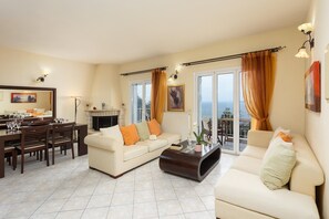 2 bedrooms - Villa Sunrise in Nisaki (Corfu)
