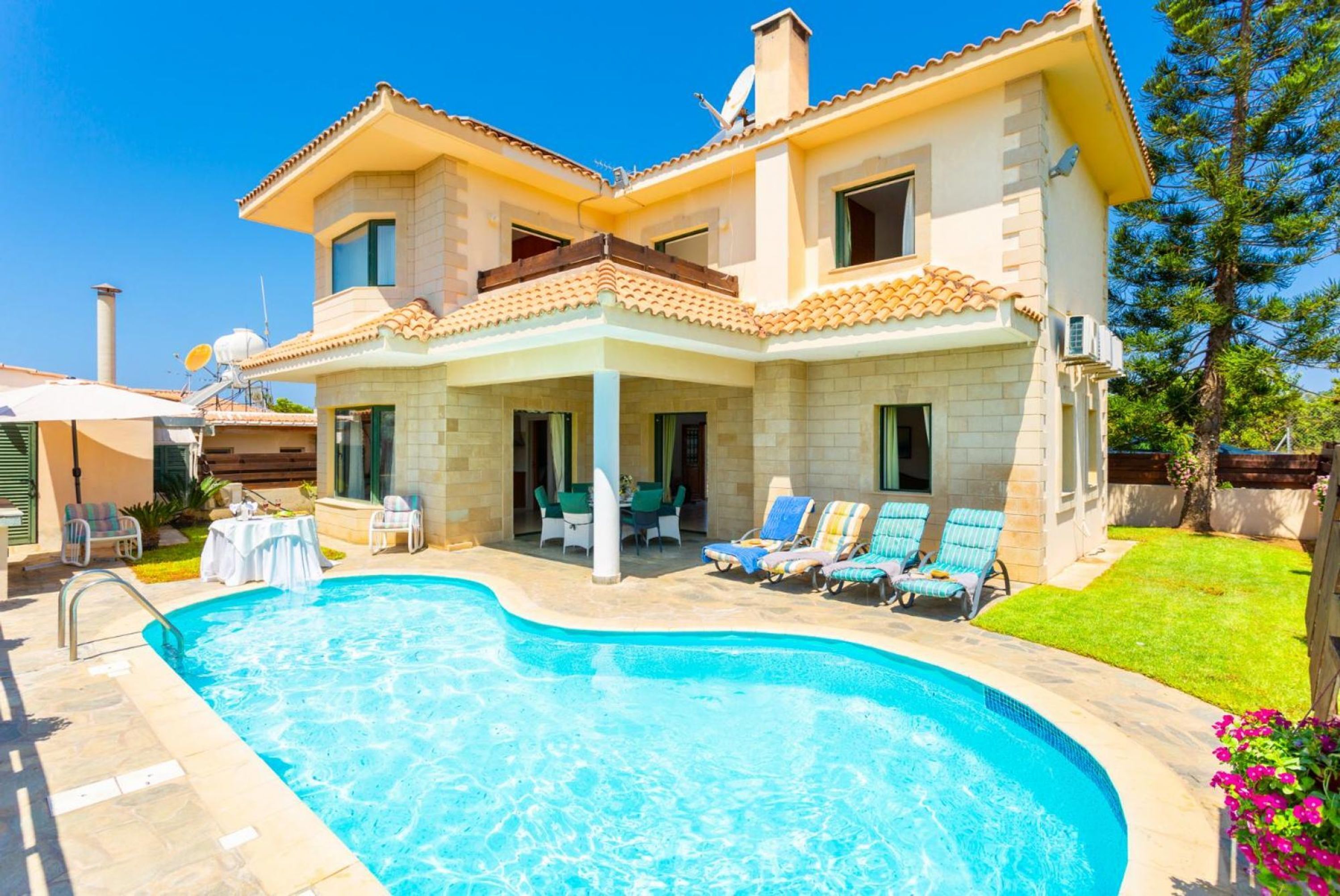 Villa | 10 bedrooms