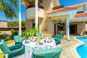 10 عدّة غرف نوم