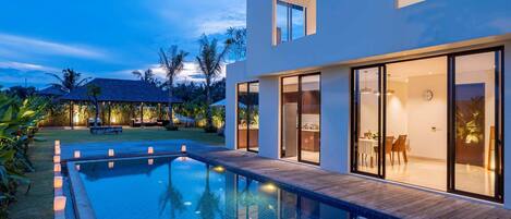 Piscina externa