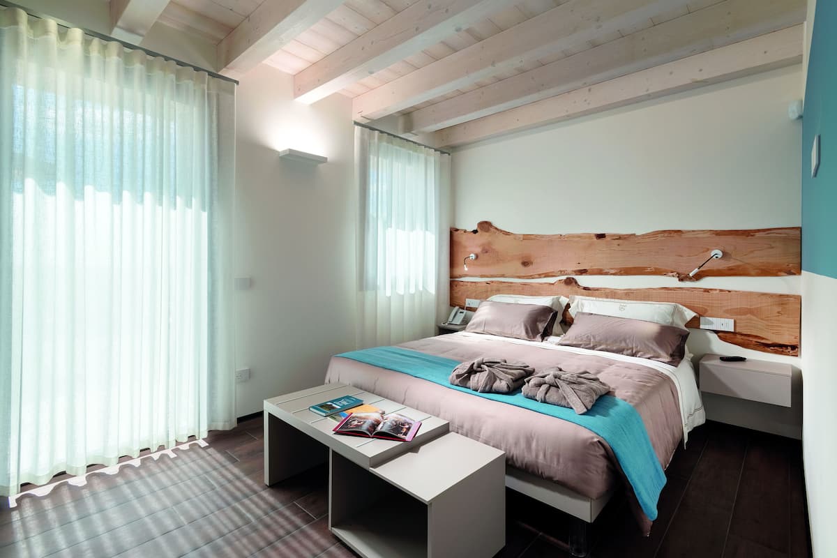 Luxe appartement | 1 slaapkamer, luxe beddengoed, donzen dekbedden, een minibar