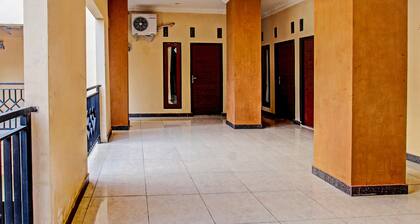 OYO 91845 V_ar House Near Pantai Tanjung Bias