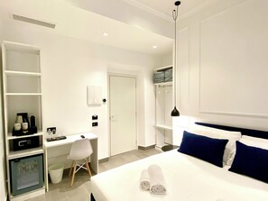 Soundproofing, free WiFi, bed sheets - THE ONE - SUN 'n SEA ROOMS (La Spezia)