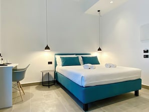 Deluxe Room, Balcony