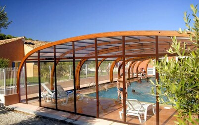 10min from the beach - F3 apartment with garden and swimming pool