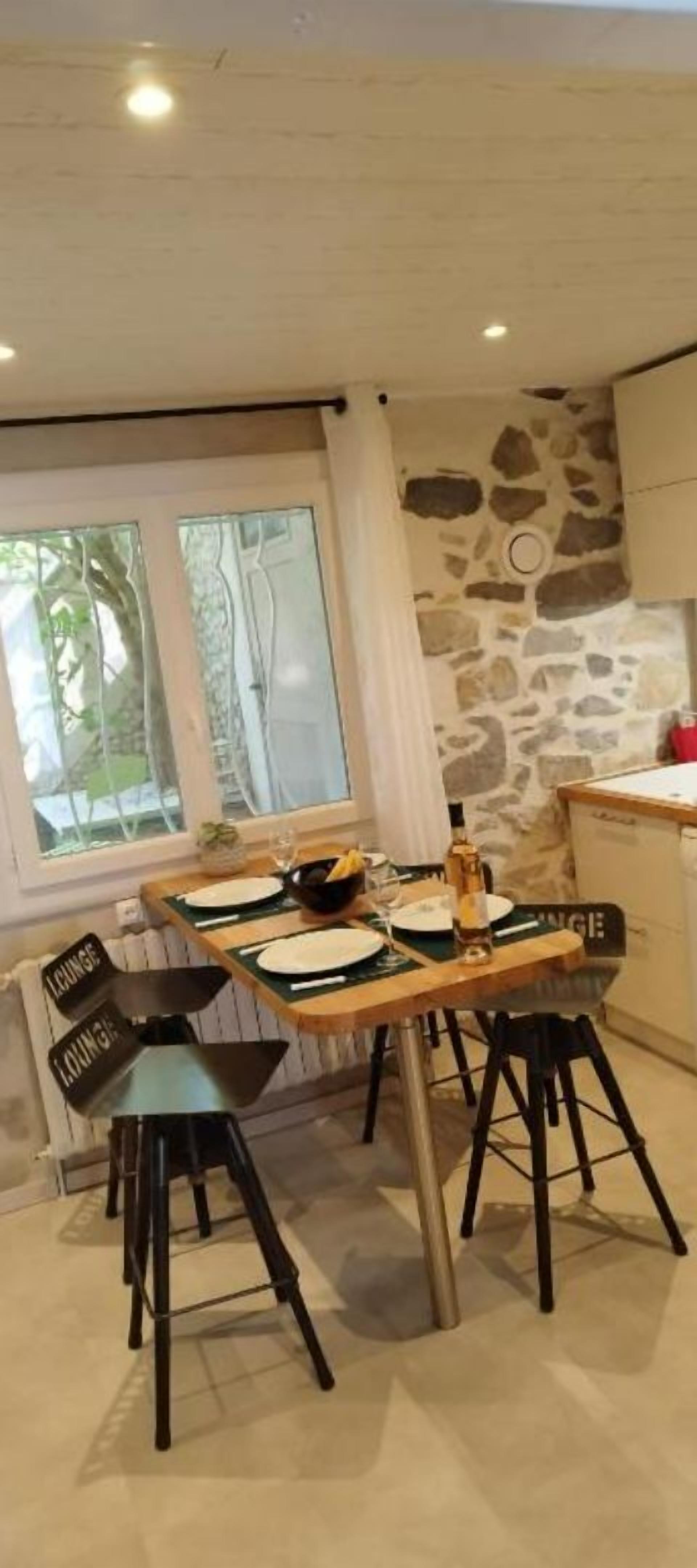 LE COZY Pretty F2 near train station, Arena with private terrace