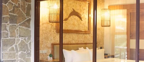 Coffres-forts dans les chambres, bureau