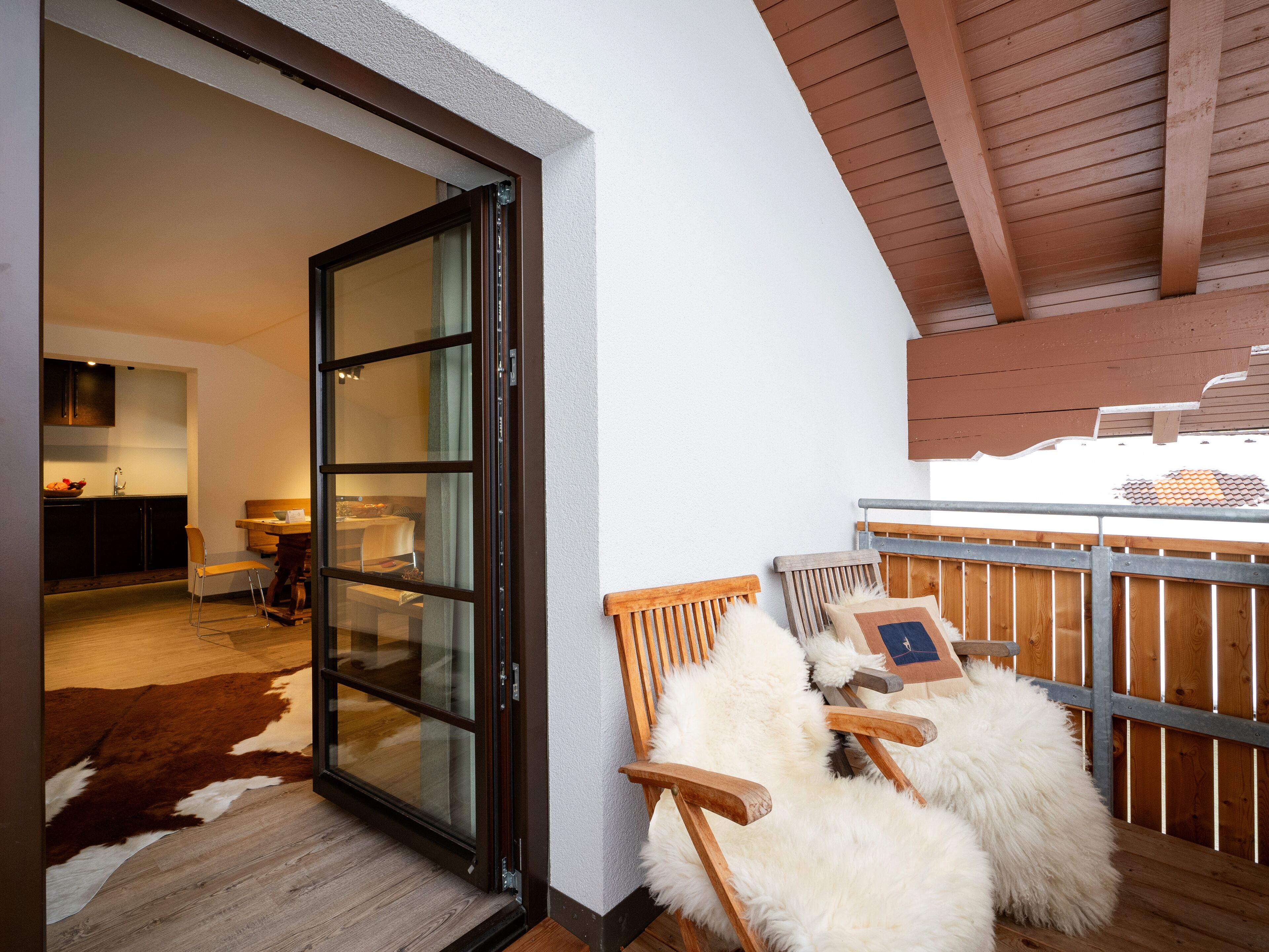 Apartamento clásico, 2 habitaciones, balcón, vistas a la ciudad | Balcón