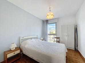 1 bedroom - T2 Apartment with Air Conditioning, Loggia and Parking in Carnon (Mauguio)