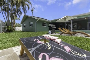 المنطقة المحيطة بالمنشأة