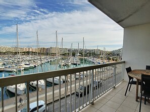 Marina - Lovely 2BR in Carnon with pool, parking, air con & WiFi (Mauguio)