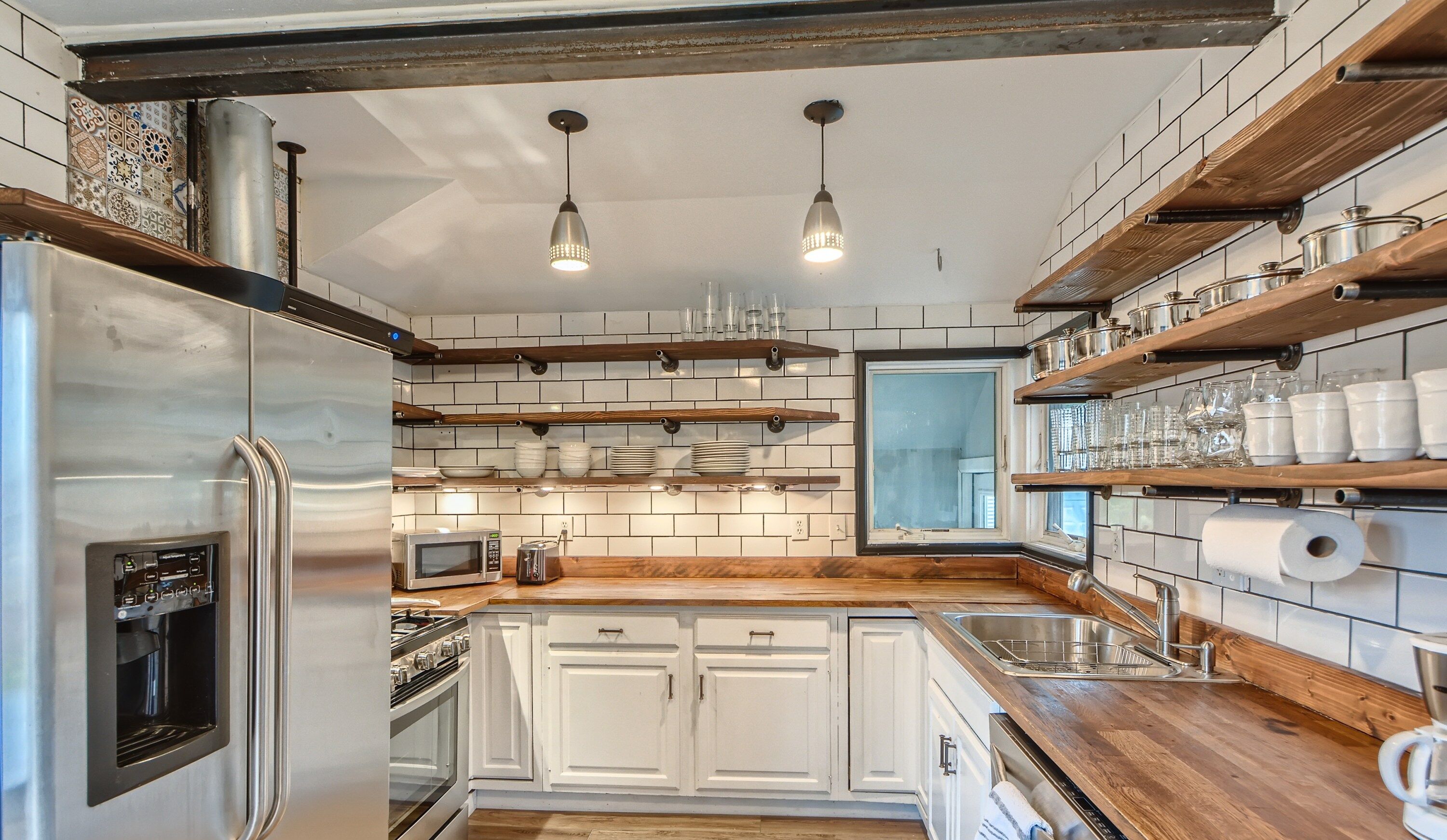 The Revived Farmhouse • Hot Tub • Yard • Firepit