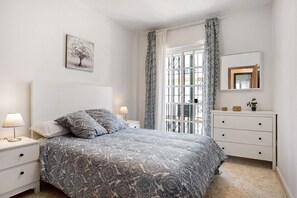 1 bedroom, iron/ironing board, free WiFi, bed sheets - Apartment 'Atlántico' with Balcony and Wi-Fi (Barbate)