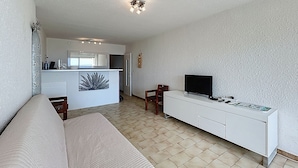 Unclassified image, 3 of 12, button - Apartment on the beach, parking, sea view - 4 guests (Palavas-les-Flots)
