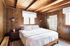 4 habitaciones, tabla de planchar con plancha y wifi gratis