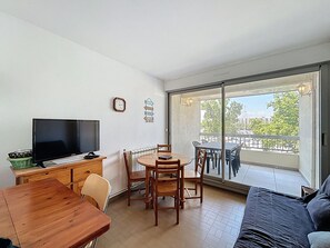 Fernseher