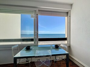 Imagen sin descripción, 4 de 7, botón