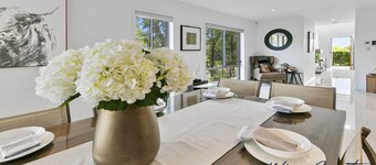 Oceans 19 by Wine Coast Holiday Rentals