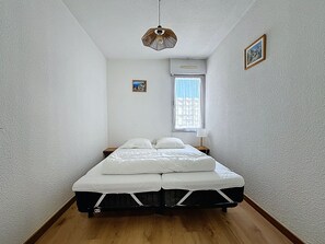 1 bedroom - 1BR Cabine with Parking, Washer, Dishwasher, TV (Mauguio)