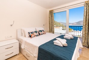 4 Schlafzimmer, Bügeleisen/Bügelbrett, Bettwäsche