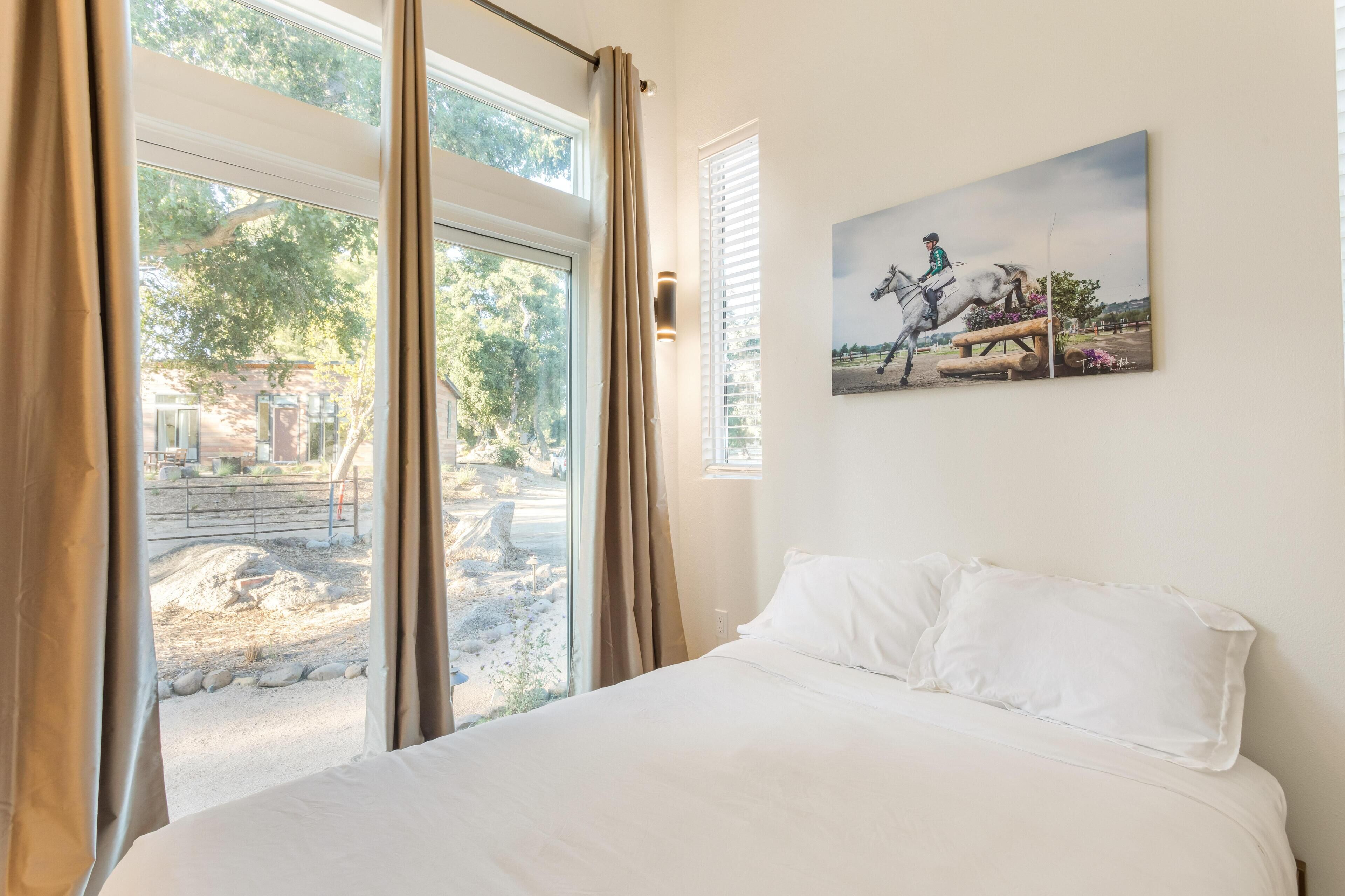 Native Falls Cabin (1BR Modern) - 1 bedroom, 1 bath Deluxe Cabin