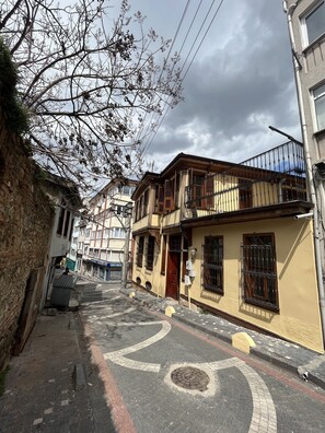 Front of property - İNKAYA HOTEL (Bursa)