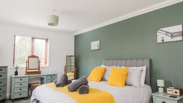 3 bedrooms, individually decorated, individually furnished, free WiFi