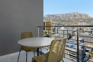 Exclusive Apartment | Balcony