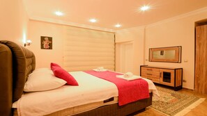 3 Schlafzimmer, Bügeleisen/Bügelbrett, Bettwäsche