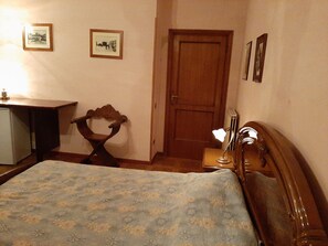 1 camera, Wi-Fi, lenzuola