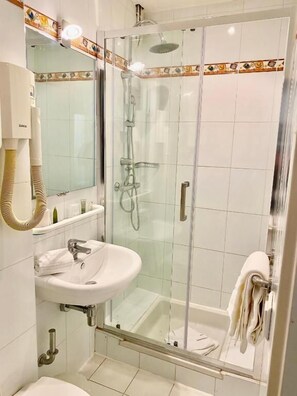 Chambre Simple | Salle de bain